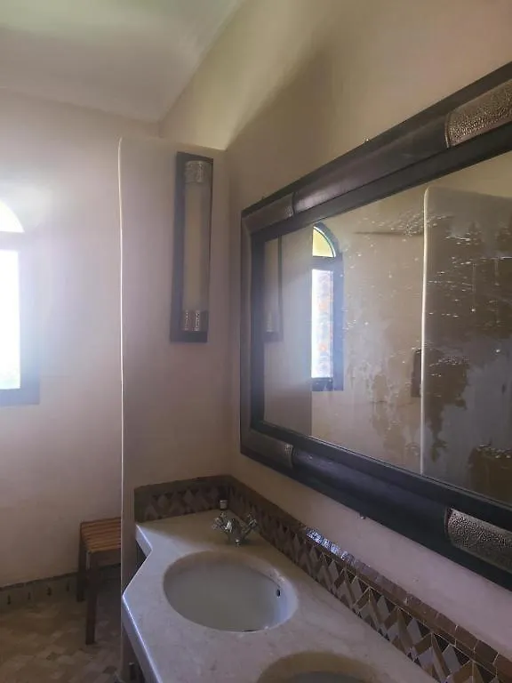 Villa Marrakech Haut Standing Avec Piscine Et Architecture Arabesque Marakéš Maroko