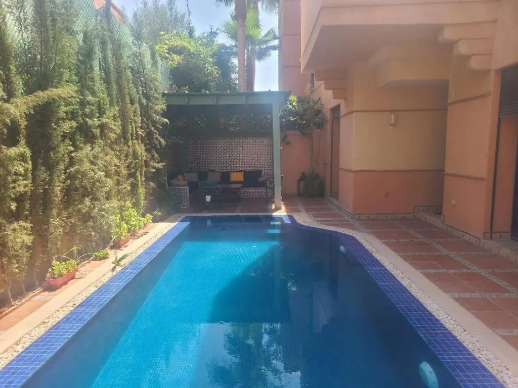 Villa Marrakech Haut Standing Avec Piscine Et Architecture Arabesque Marakéš