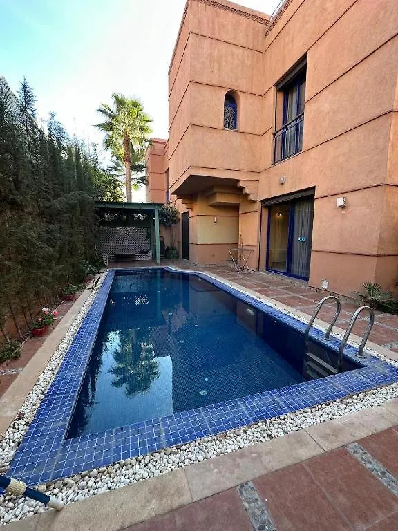 Villa Marrakech Haut Standing Avec Piscine Et Architecture Arabesque Marrakesh
